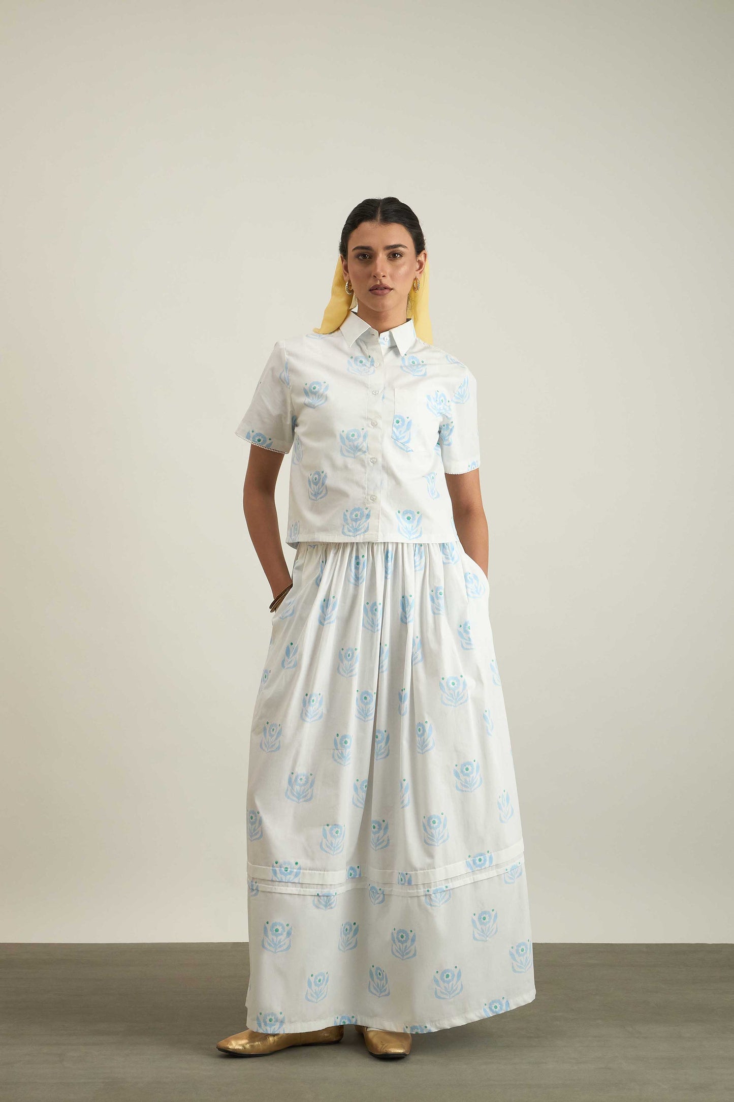 Willow Skirt in White Flower Child Print