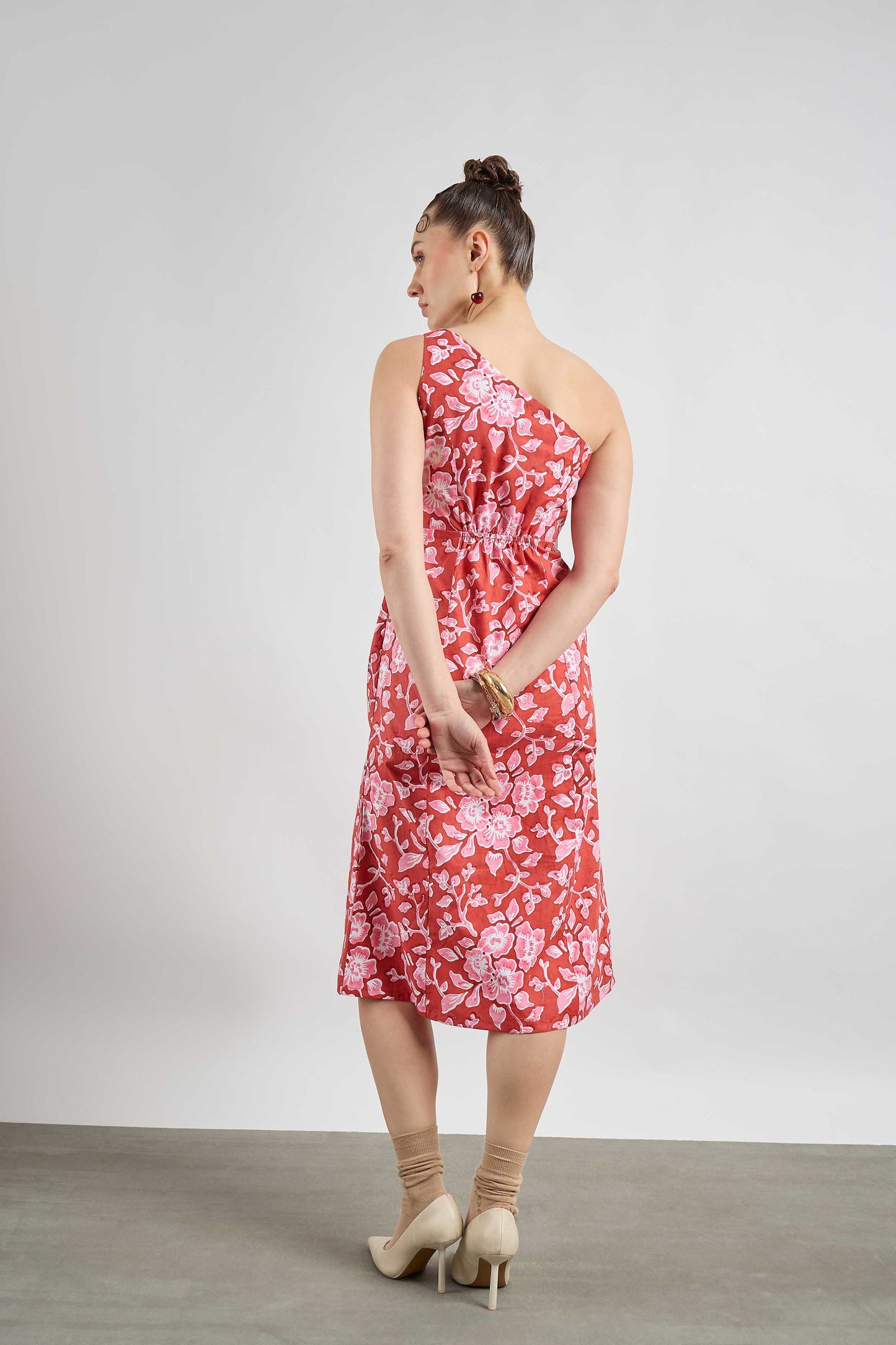Sundae One-Shoulder Dress in Red Magic Meadow print