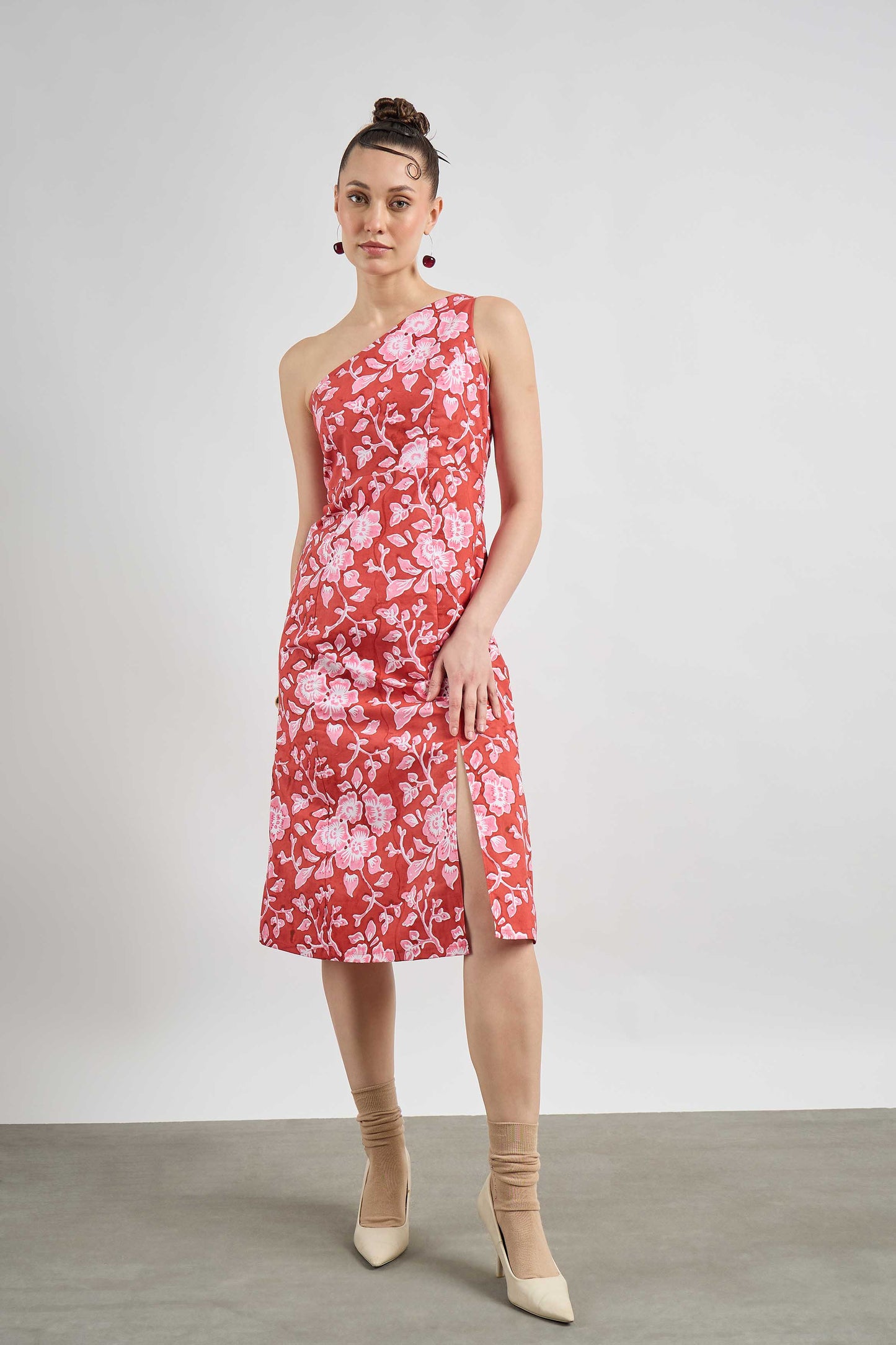 Sundae One-Shoulder Dress in Red Magic Meadow print