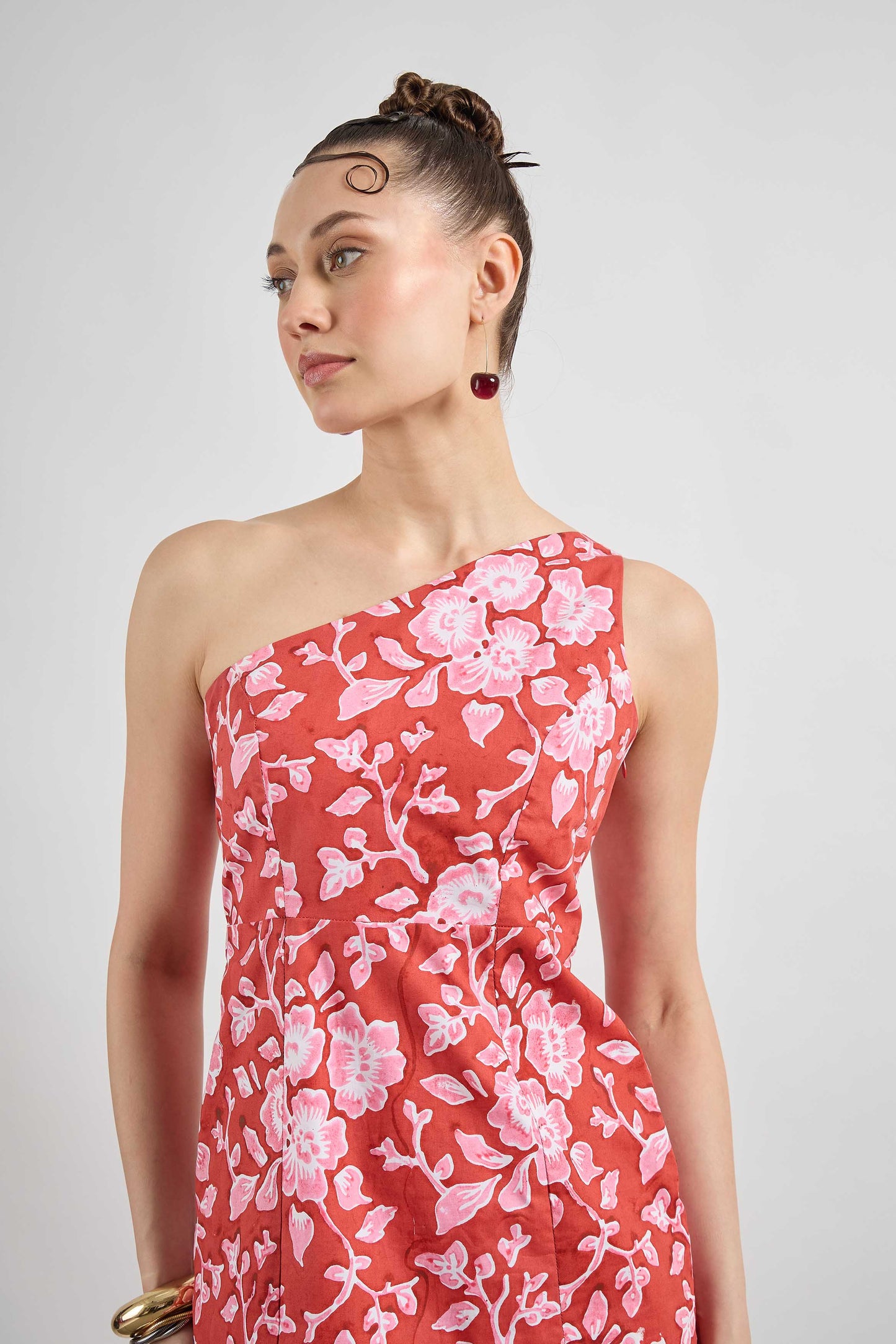 Sundae One-Shoulder Dress in Red Magic Meadow print